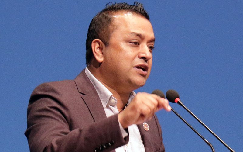 प्रचण्ड ले राम्रो काम गर्न नसके बालुवाटारबाट खुमलटार पुर्याइदिने गगनको चेतावनी