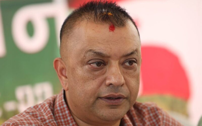 गगन थापाको राजनीतिक प्रतिवेदन सर्वसम्मत पारित