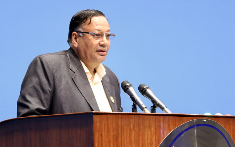 खेलकुदमन्त्रीलाई देवेन्द्र पौडेलको सुझाव: राजीनामापत्र लेखेर निरुत्साहित हुनेभन्दा मन्त्रालयमा बजेट वृद्धि गर्न लाग्नूस्
