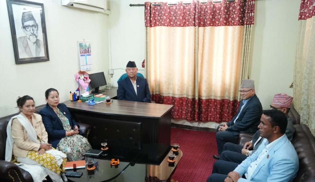 अध्यादेश फिर्ता लिन सरकारलाई प्रतिपक्षीको माग