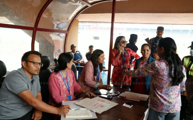 बस्ती हटाएपछि विस्थापित सुकुम्बासीको संख्या बढ्दो